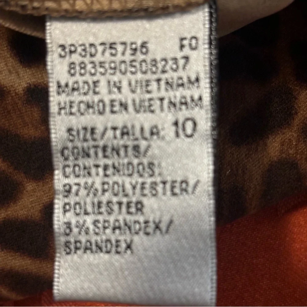 ❤️2/$15 or 3/$21❤️ Laura Scott Leopard Pencil Skirt, Size 10